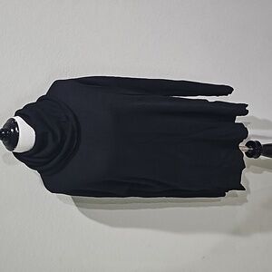 Black Turtleneck sz Large